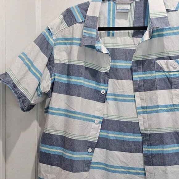 Columbia Men's Large Striped Short Sleeve Button-Up Shirt Blue White - Picture 7 of 12